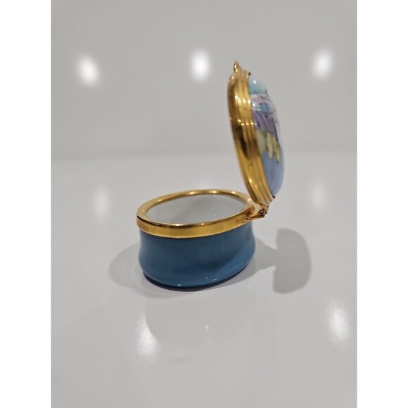 Halcyon Days Disney Sleeping Beauty Castle 45 Years Disneyland Trinket Box - Picture 7 of 8